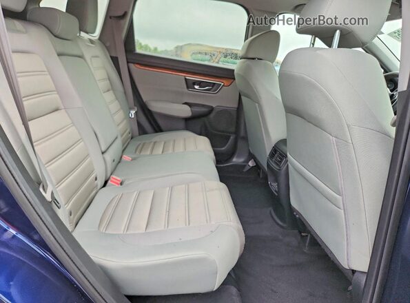 7FARW1H54HE024797 2017 HONDA CR-V Blue Rear interior view