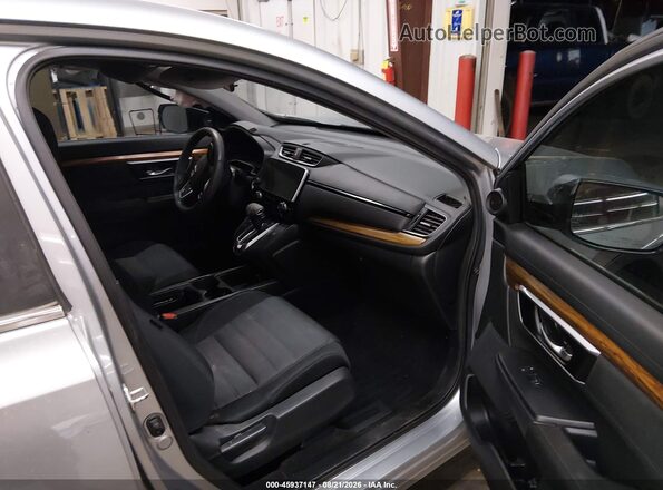 7FARW1H55JE023146 2018 HONDA CR-V Gray Widok wnętrza z przodu
