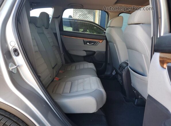 7FARW1H59ME022859 2021 HONDA CR-V Silver Widok wnętrza z tyłu