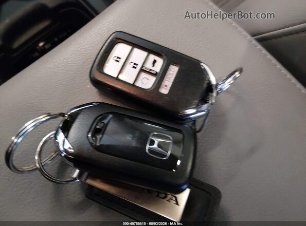 7FARW1H85JE017471 2018 HONDA CR-V Серый Вид панели приборов
