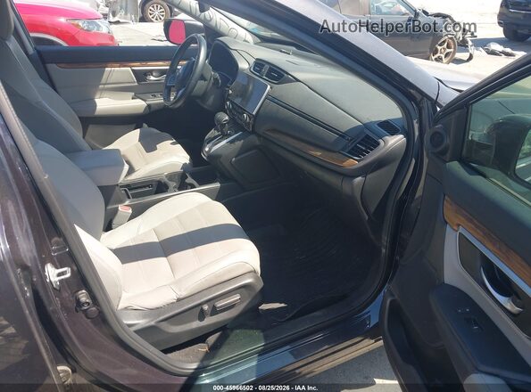 7FARW1H98HE033327 2017 HONDA CR-V Черный Вид салона спереди