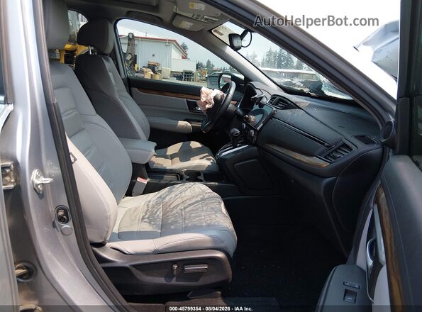 7FARW2H80JE077664 2018 HONDA CR-V Silver 