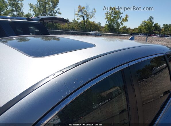 7FARW2H82KE043419 2019 HONDA CR-V Silver 