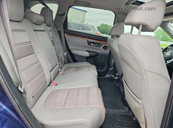 7FARW2H85JE080107 2018 HONDA CR-V Blue Rear interior view