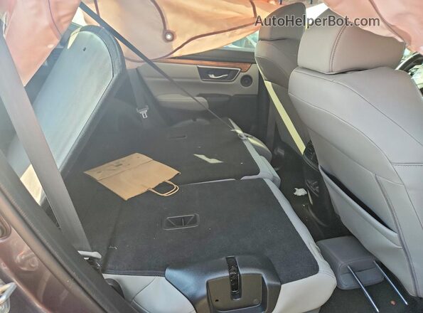 7FARW2H89JE032495 2018 HONDA CR Burgundy Widok tylnych siedzeń