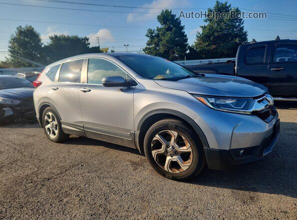 7FARW2H8XJE057566 2018 HONDA CR-V Silver Delantero derecho