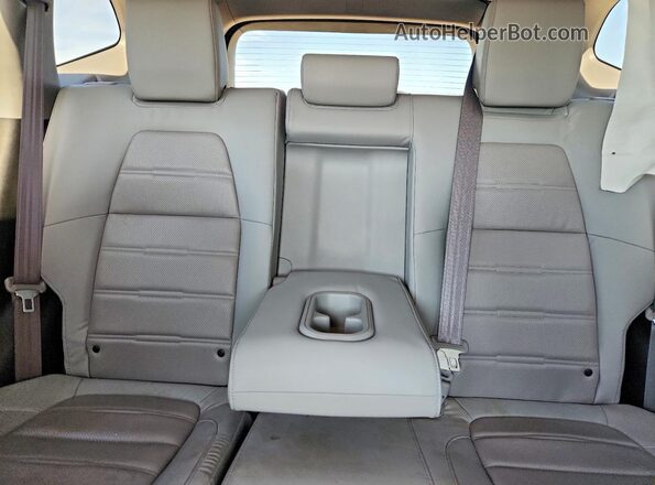 7FARW2H8XKE014380 2019 HONDA CR-V Gray Rear seats view