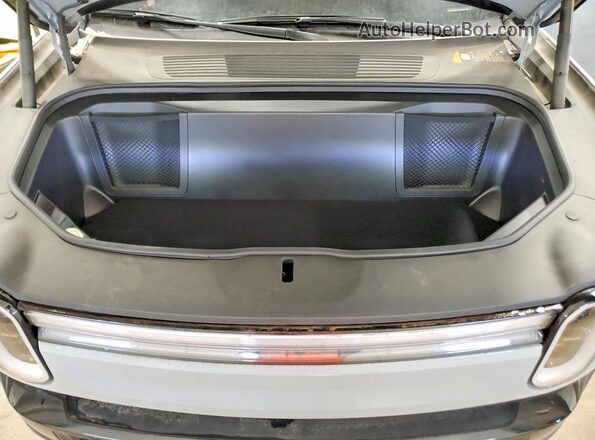 7FCTGBAAXSN040324 2025 RIVIAN R1T Серый Вид задней части салона