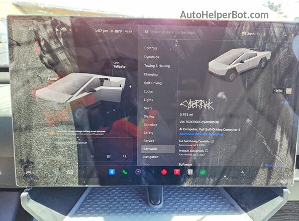 7G2CEGEC2SA080538 2025 TESLA CYBERTRUCK Orange Widok zestawu wskaźników