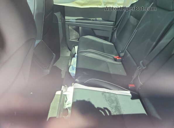 7G2CEHED0SA067723 2025 TESLA CYBERTRUCK Двухцветный Вид задних сидений