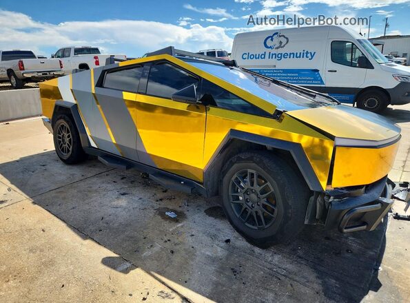 7G2CEHED0SA067723 2025 TESLA CYBERTRUCK Двухцветный Передняя правая четверть