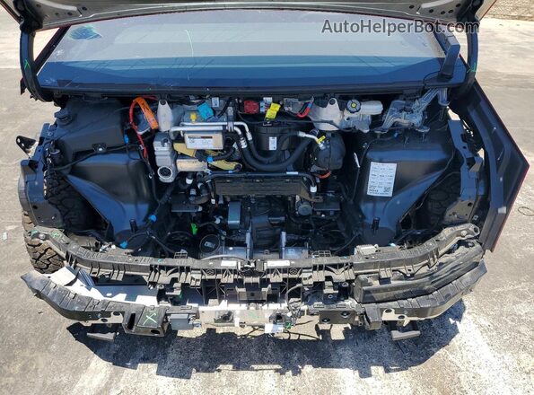 7G2CEHED1RA049631 2024 TESLA CYBERTRUCK Red Widok wnętrza z tyłu