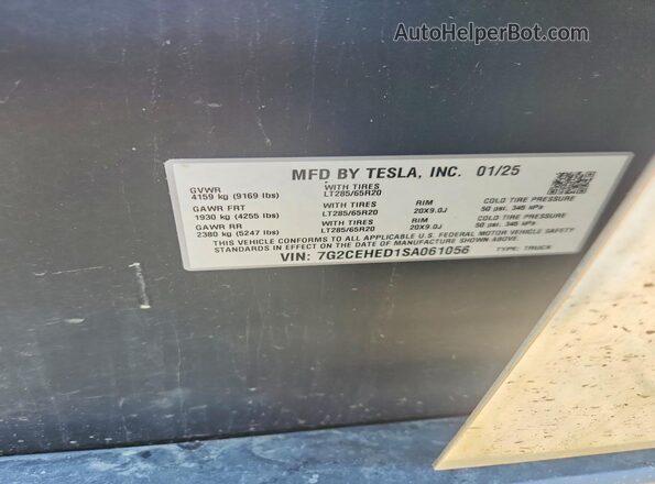 7G2CEHED1SA061056 2025 TESLA CYBERTRUCK Silver Widok wnętrza 360 stopni