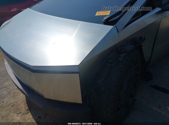 7G2CEHED1SA067746 2025 TESLA CYBERTRUCK Gray Front view