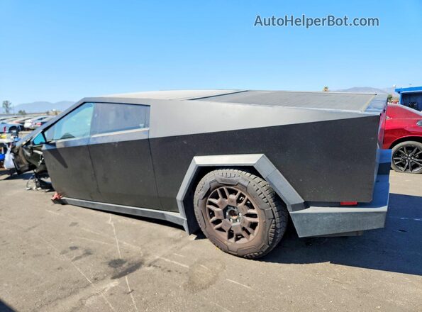 7G2CEHED4RA020222 2024 TESLA CYBERTRUCK Black Հետևի ձախ