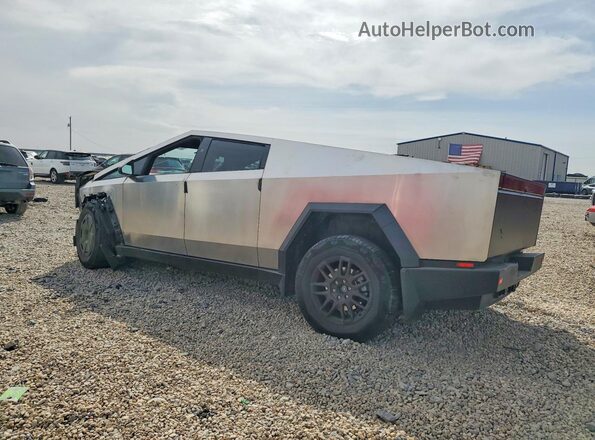 7G2CEHED4SA059317 2025 TESLA CYBERTRUCK Silver Trasero izquierdo