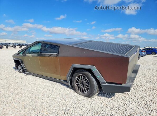 7G2CEHED5RA054394 2024 TESLA CYBERTRUCK Brown Tył lewy