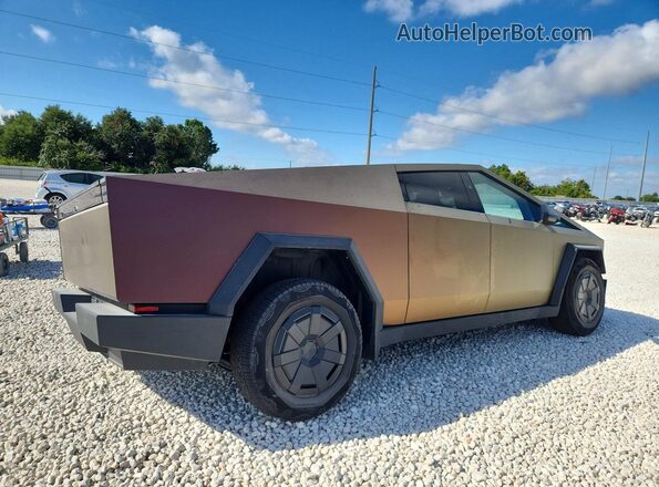 7G2CEHED5RA054394 2024 TESLA CYBERTRUCK Brown Tył prawy