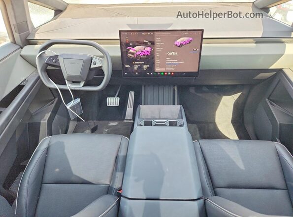 7G2CEHED5RA054394 2024 TESLA CYBERTRUCK Brown Widok deski rozdzielczej