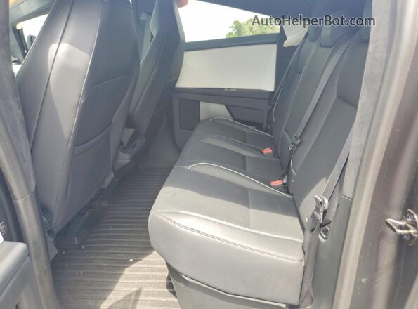 7G2CEHED8RA016934 2024 TESLA CYBERTRUCK Blue Հետևի նստատեղերի տեսք