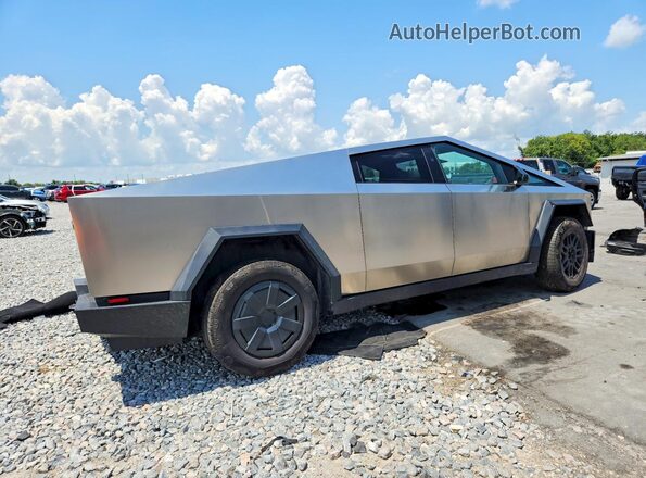 7G2CEHED8SA080865 2025 TESLA CYBERTRUCK Серебряный Задняя правая четверть