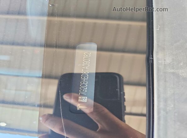 7G2CEHED8TA090782 2026 TESLA CYBERTRUCK Silver Widok komory silnika
