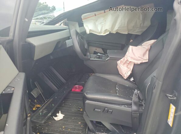 7G2CEHED9SA069292 2025 TESLA CYBERTRUCK White Widok wnętrza z przodu