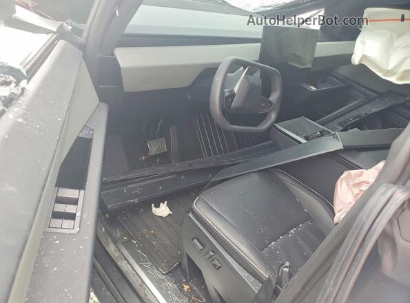 7G2CEHED9SA069292 2025 TESLA CYBERTRUCK White Widok deski rozdzielczej