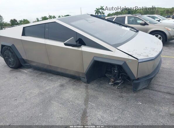 7G2CEHEE0SA061686 2025 TESLA CYBERTRUCK Silver 