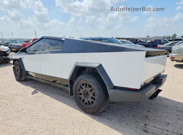 7G2CEHEE2RA026867 2024 TESLA CYBERTRUCK Двухцветный Задняя левая четверть