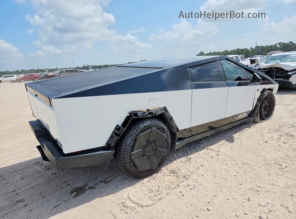 7G2CEHEE2RA026867 2024 TESLA CYBERTRUCK Двухцветный Задняя правая четверть