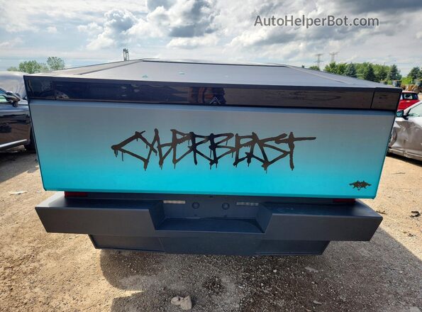 7G2CEHEE5RA056042 2024 TESLA CYBERTRUCK Two Tone Widok z tyłu