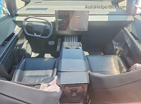7G2CEHEE5RA056042 2024 TESLA CYBERTRUCK Two Tone Widok deski rozdzielczej