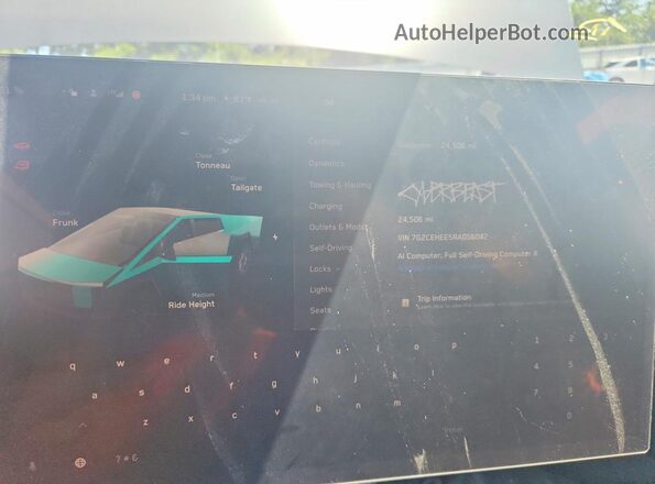 7G2CEHEE5RA056042 2024 TESLA CYBERTRUCK Two Tone Widok zestawu wskaźników