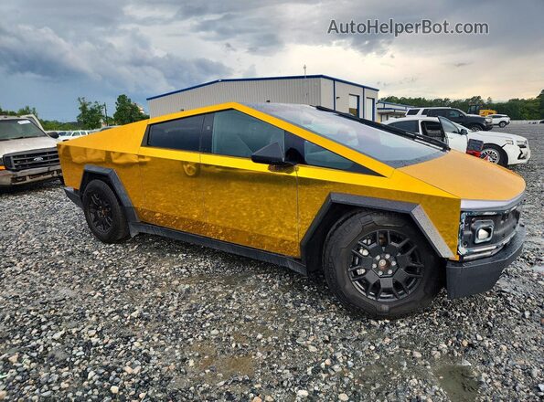7G2CEHEE9SA075778 2025 TESLA CYBERTRUCK Gold Առջևի աջ