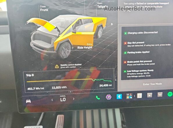 7G2CEHEE9SA075778 2025 TESLA CYBERTRUCK Gold Սարքավորումների վահանակի տեսք