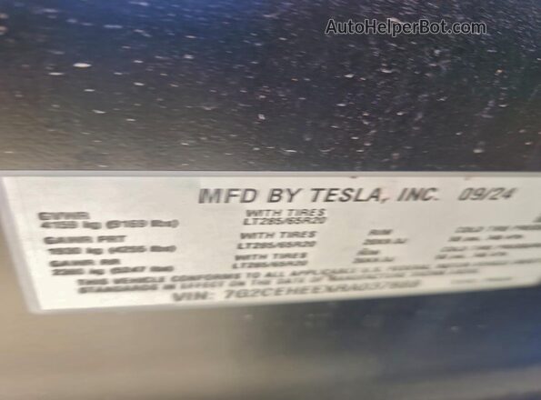 7G2CEHEEXRA037888 2024 TESLA CYBERTRUCK Угольный Вид подкапотного пространства
