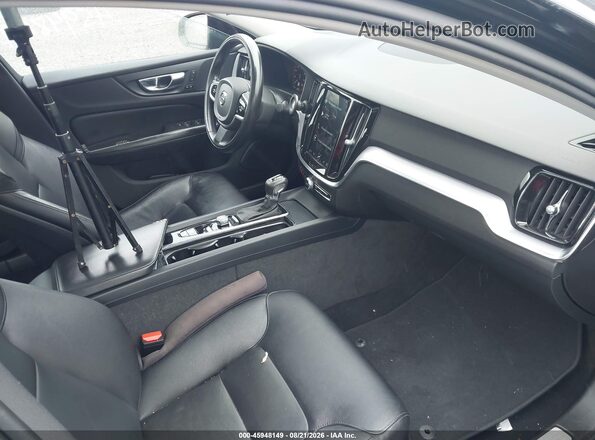 7JR102FK6LG040296 2020 VOLVO S60 Black წინა სალონის ხედი