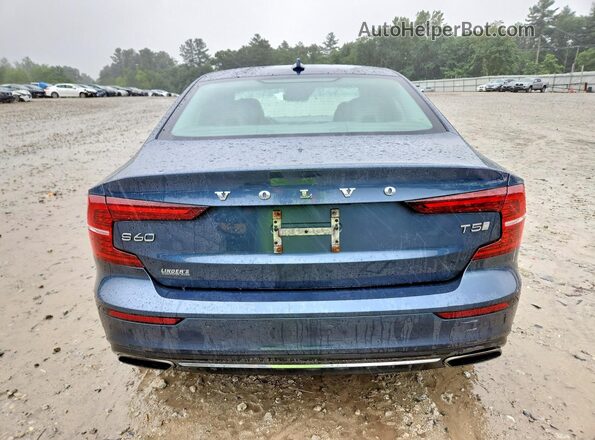 7JR102FLXKG011696 2019 VOLVO S60 Blue Rear view