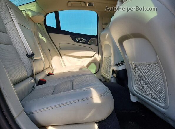 7JRA22TL0LG060938 2020 VOLVO S60 Blue Vista de los asientos traseros