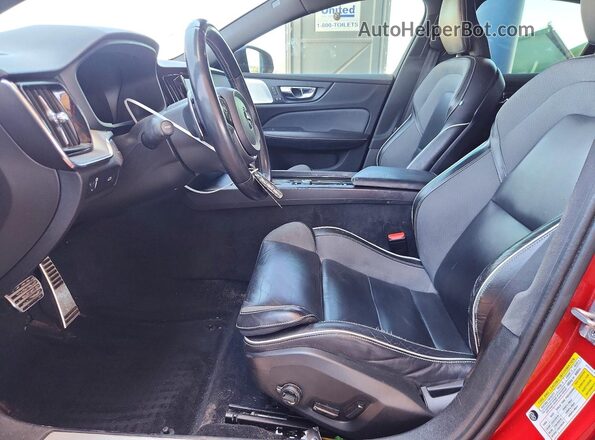 7JRA22TM0KG000620 2019 VOLVO S60 Red Vista interior delantera