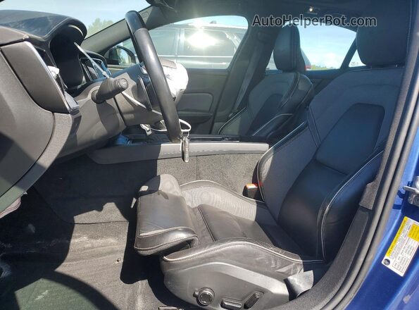 7JRA22TM9LG039367 2020 VOLVO S60 Blue Սալոնի դիմացի տեսք