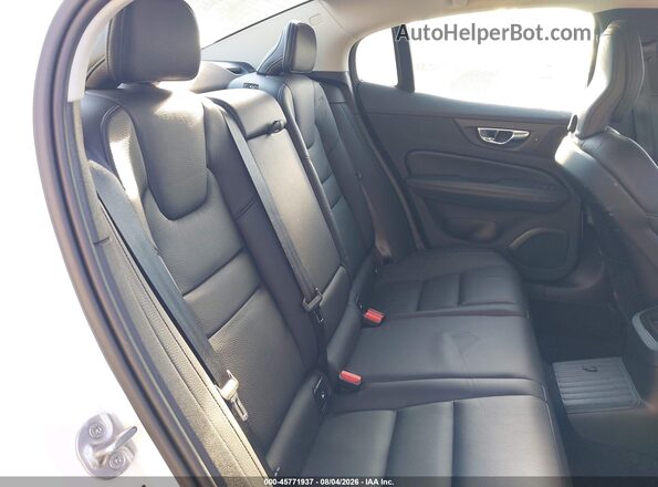 7JRH60FL9NG193140 2022 VOLVO S60 RECHARGE PLUG-IN HYBRID White Widok naklejki z numerem VIN