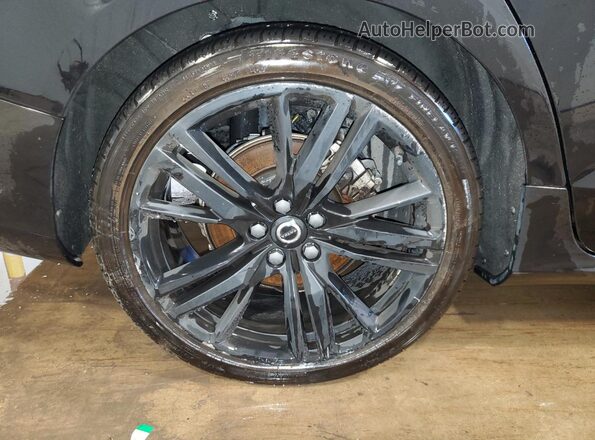 7JRL12FH4RG282216 2024 VOLVO S60 Черный 