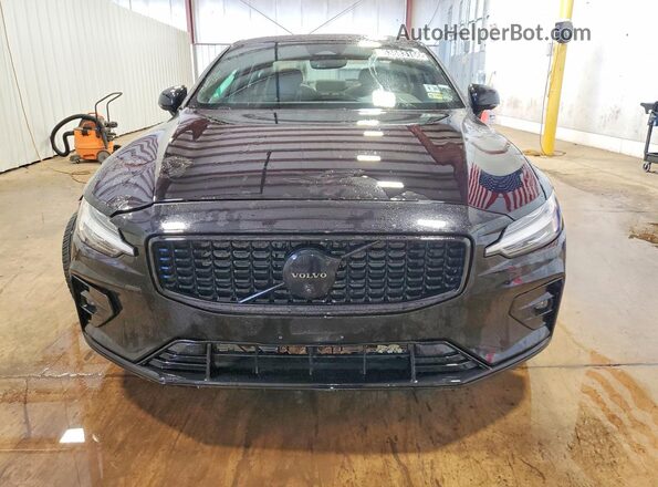 7JRL12FH4RG282216 2024 VOLVO S60 Черный Вид спереди