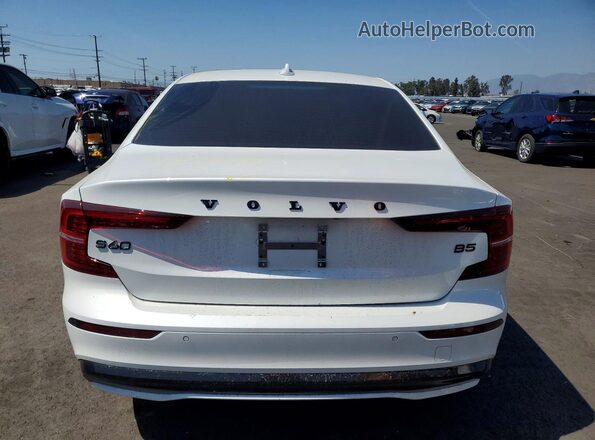 7JRL12FH8RG306856 2024 VOLVO S60 White Rear view
