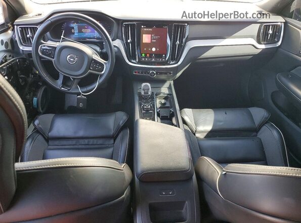 7JRL12FH9RG289372 2024 VOLVO S60 White Vista del salpicadero
