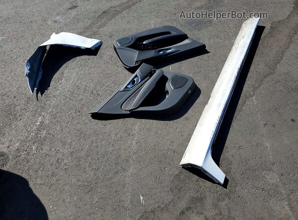 7JRL12FH9RG289372 2024 VOLVO S60 White Vista del compartimento del motor