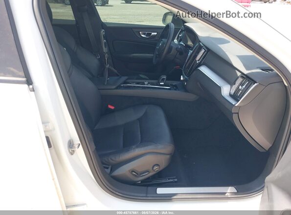 7JRL12FK2RG313121 2024 VOLVO S60 White Вид салону спереду