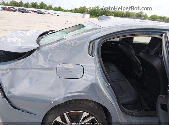 7JRL12FK9RG323001 2024 VOLVO S60 Blue VIN կոդի պիտակի տեսք